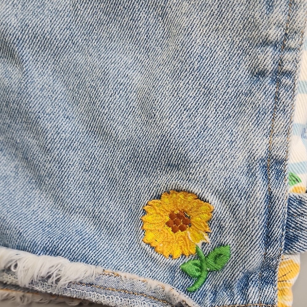 Early 90s Vintage Floral Denim Kids Overalls - Picture 4 of 8